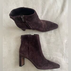 NWT Elegant Brown Suede Ankle Boots